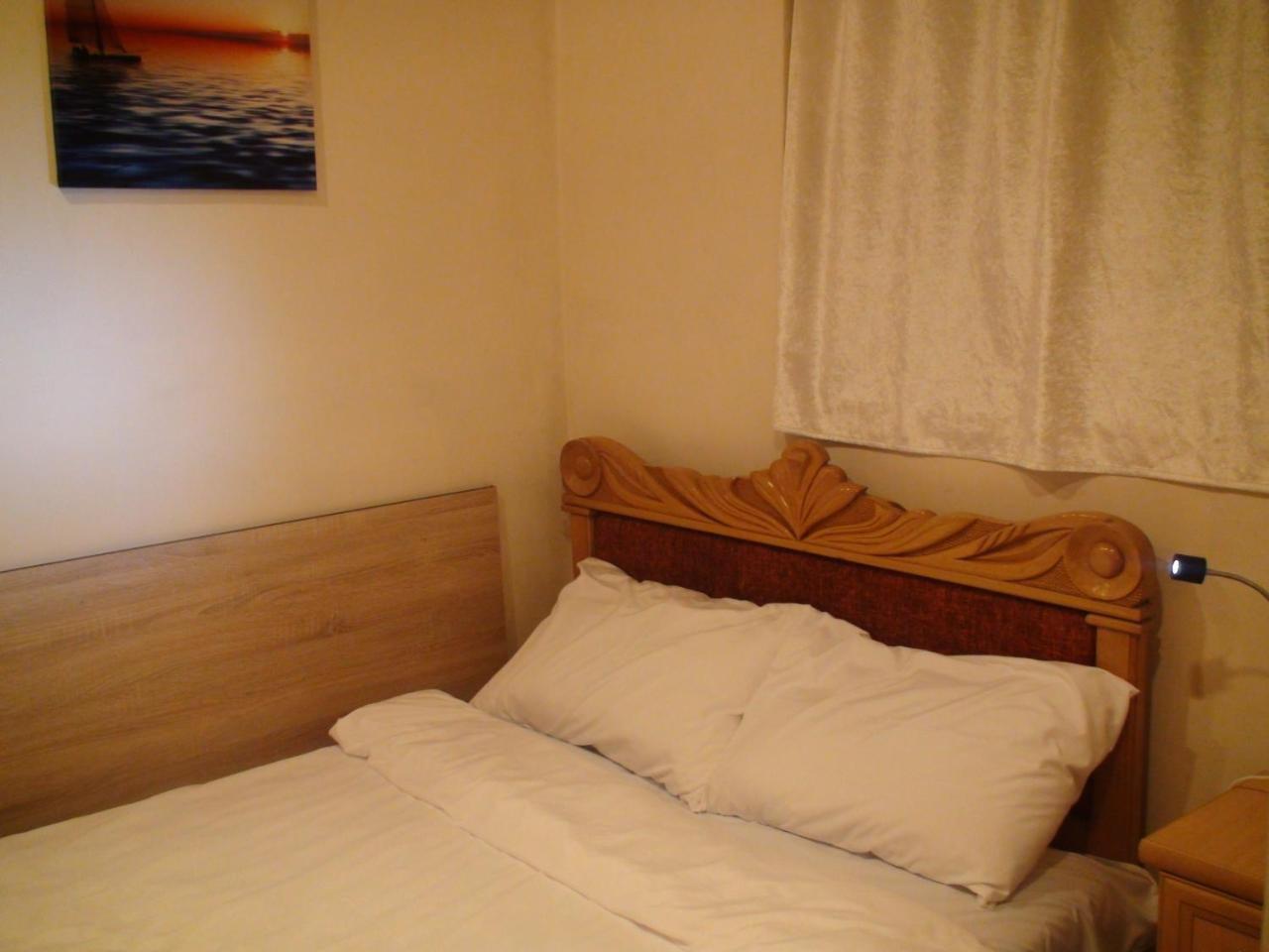 Comfort Hostel Jerevan Exteriör bild